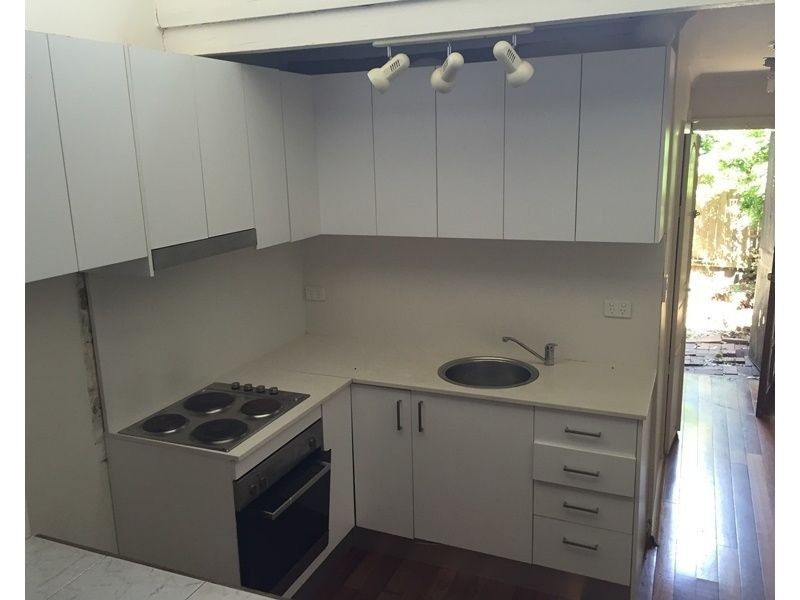 2 Ivy Lane, Darlington NSW 2008