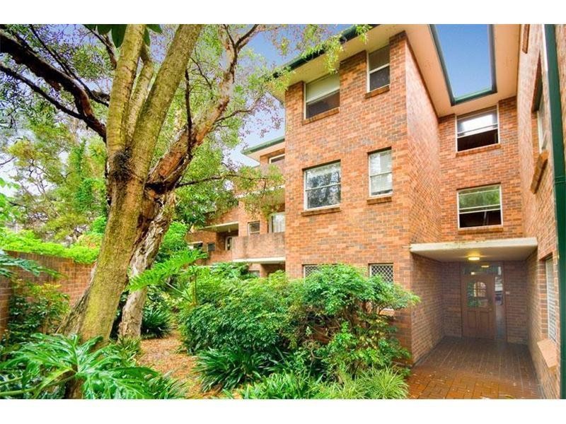 9/211 Old South Head Road, Bondi NSW 2026