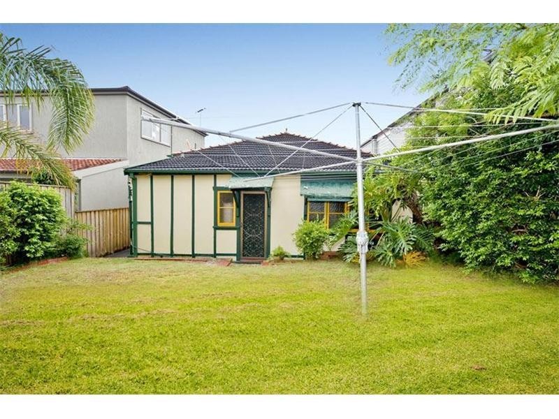 39 Gilgandra Road, North Bondi NSW 2026