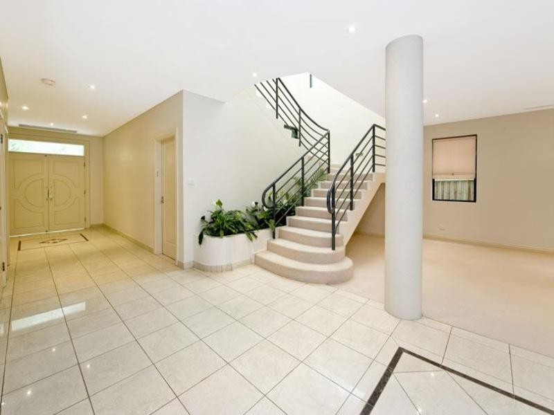 15 Chamberlain Avenue, Rose Bay NSW 2029