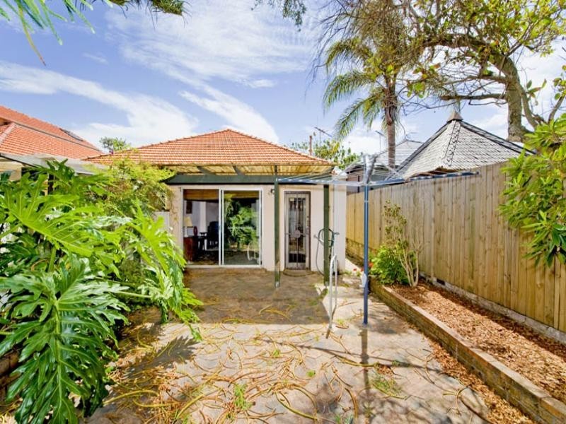 10 Glenayr Avenue, North Bondi NSW 2026