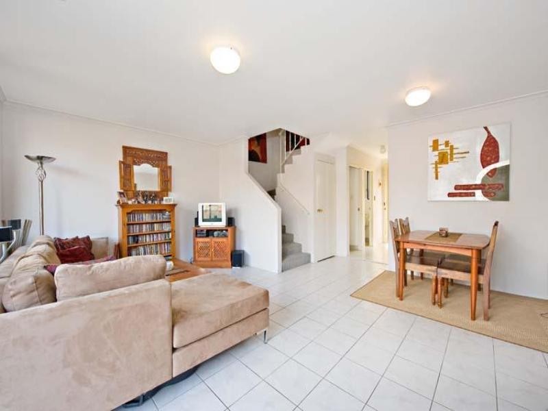 64/465 The Boulevard, Kirrawee NSW 2232