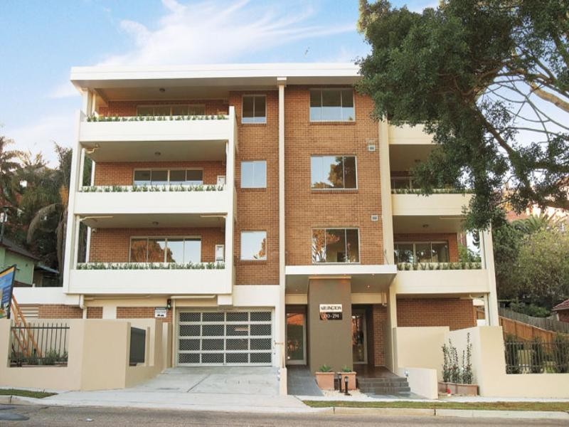 3/230 Old South Head Road, Bondi NSW 2026