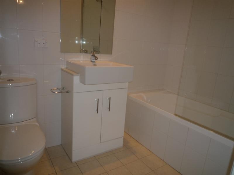 3/230 Old South Head Road, Bondi NSW 2026