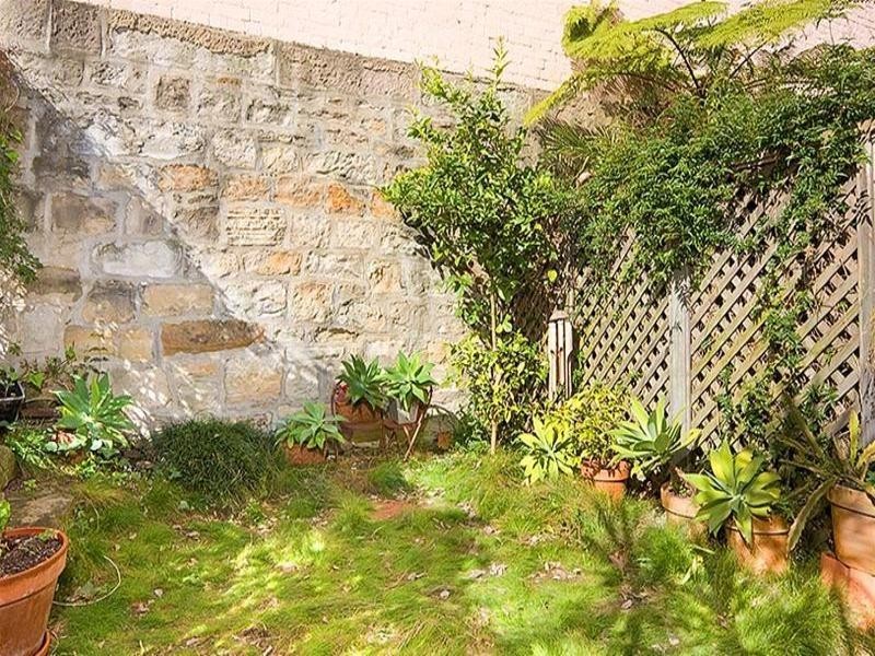 44 Brougham (also via Butler stairs from Victoria St) Street, Potts Point NSW 2011