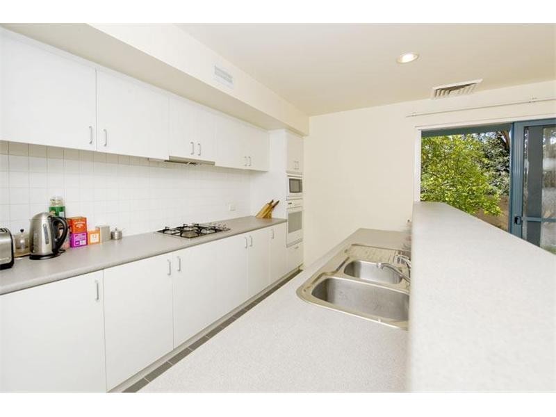2 Grevillea Place, South Coogee NSW 2034