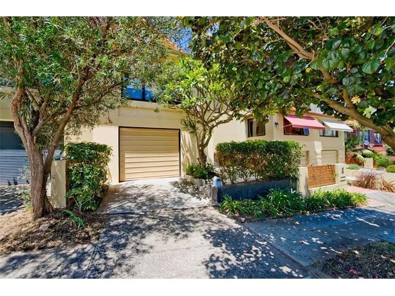 61 Reina Street, North Bondi NSW 2026