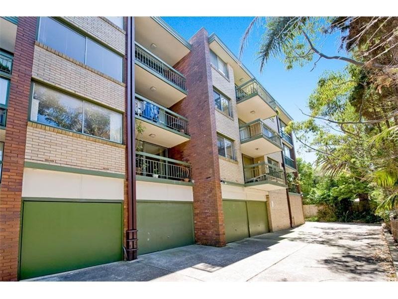 23/745 Old South Head Road, Bondi NSW 2026