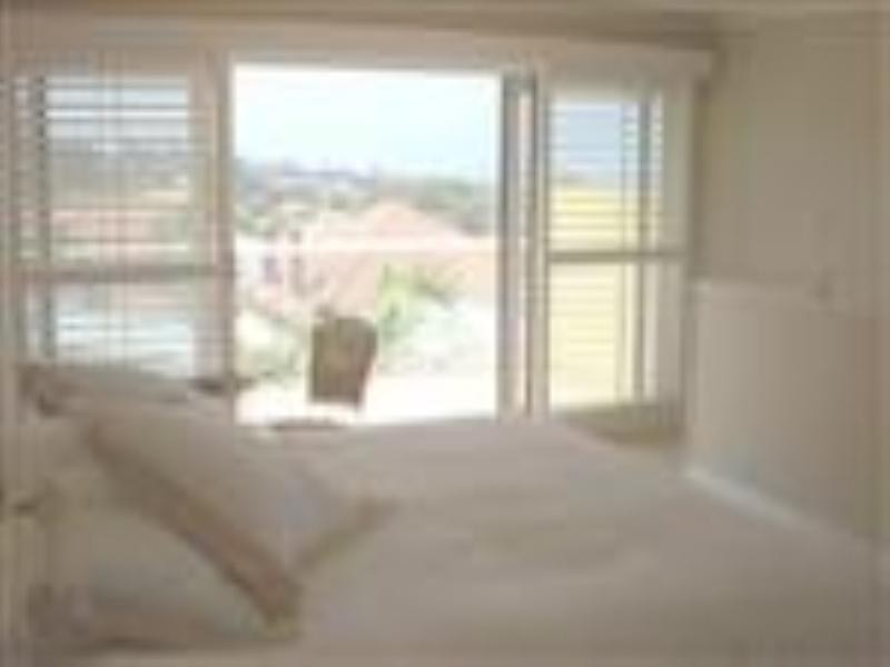 157 Carrington Road, Coogee NSW 2034