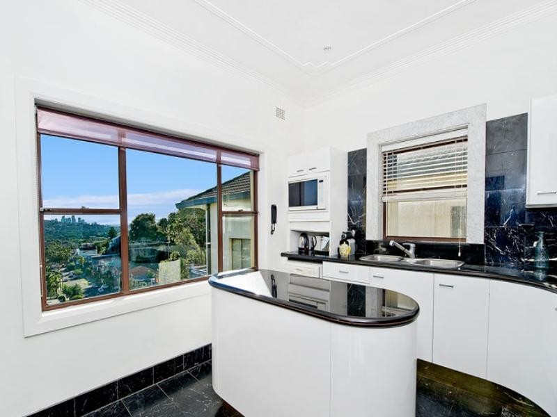 58 Military Road, North Bondi NSW 2026