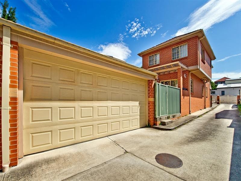 2 Anglesea Street, Bondi NSW 2026