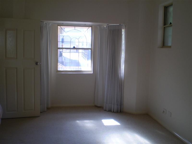 2 Anglesea Street, Bondi NSW 2026