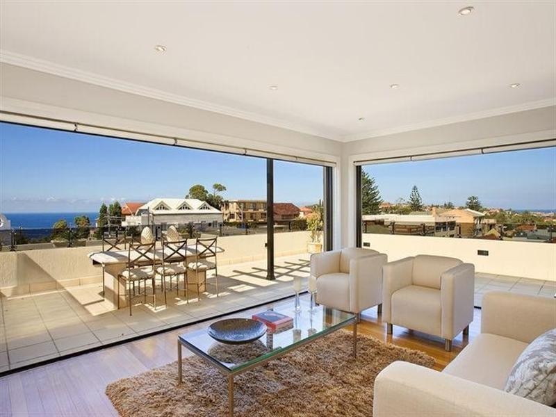 4/18-20 Old South Head Road, Vaucluse NSW 2030