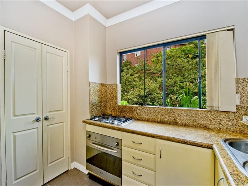 10/66 Beach Road, Bondi NSW 2026