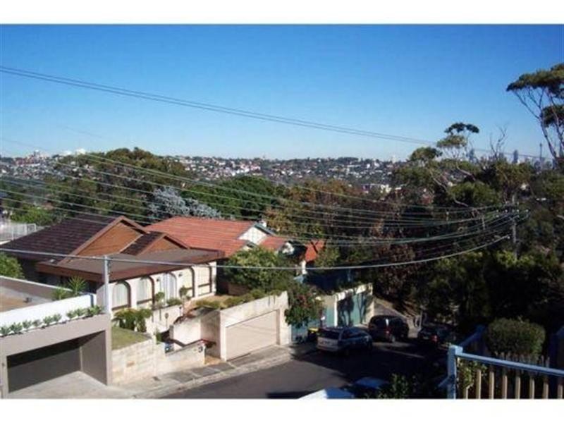 2/10 Lancaster Road, Dover Heights NSW 2030