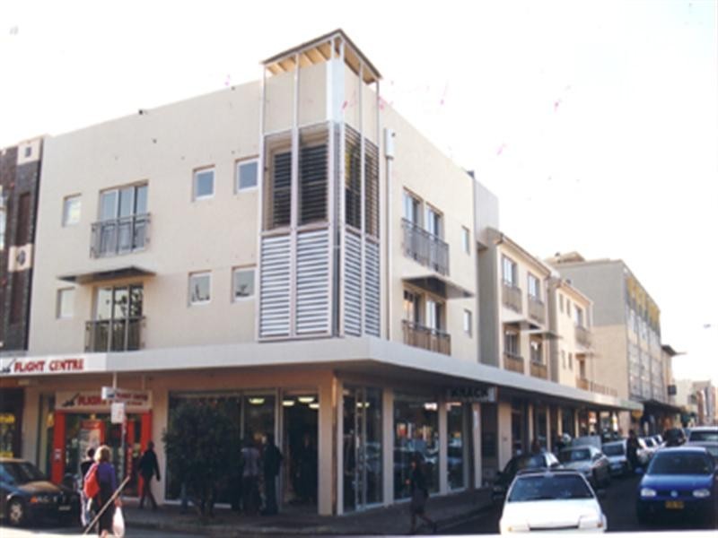 2/15 Hall Street, Bondi NSW 2026