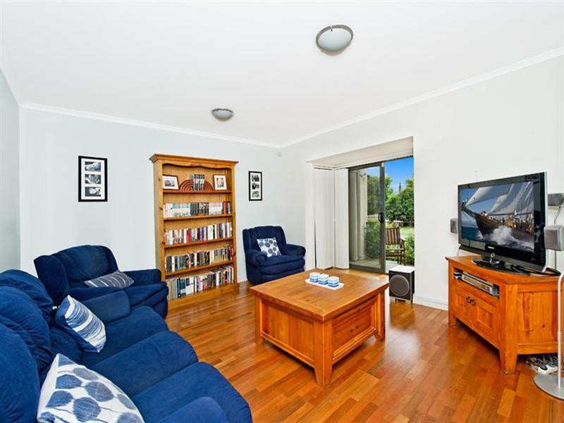 33/25 Chelmsford Avenue, Botany NSW 2019