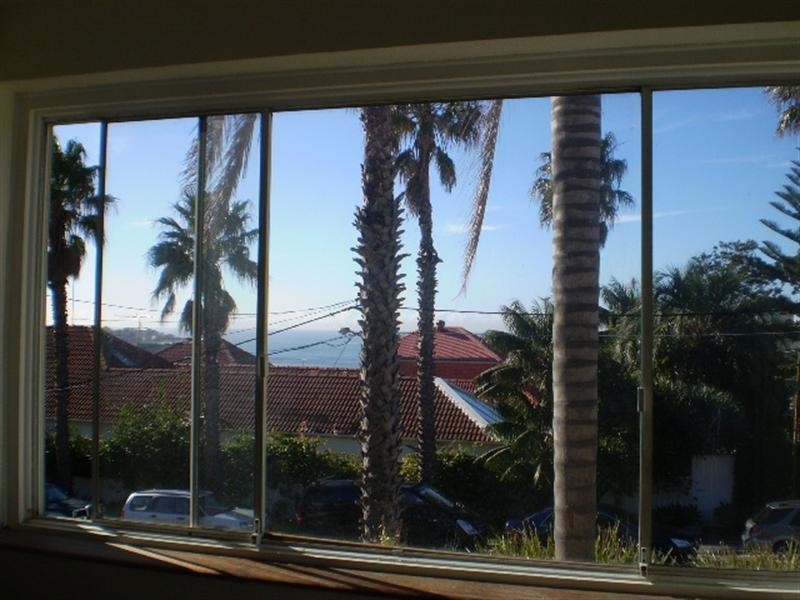 13 Rowland Avenue, Tamarama NSW 2026