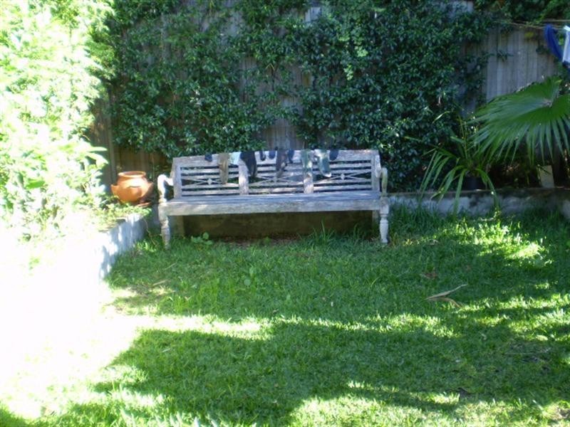 13 Rowland Avenue, Tamarama NSW 2026