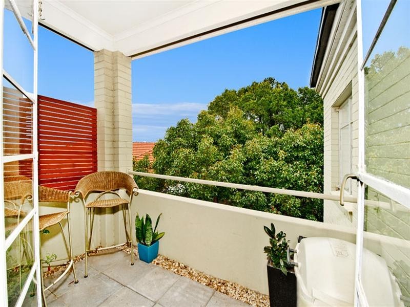 12/98 Wallis Street, Woollahra NSW 2025