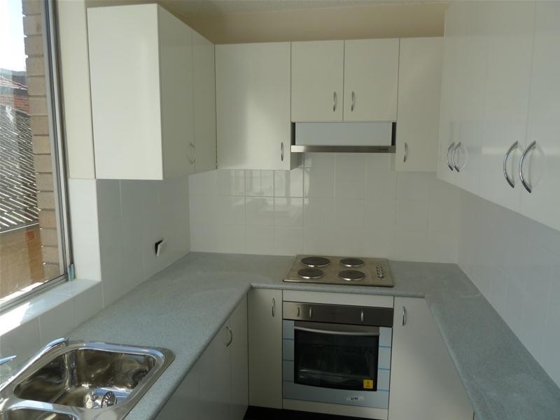 2/15 Martins Avenue, Bondi Beach NSW 2026