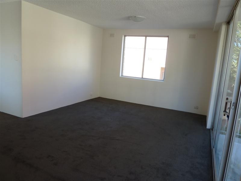 2/15 Martins Avenue, Bondi NSW 2026