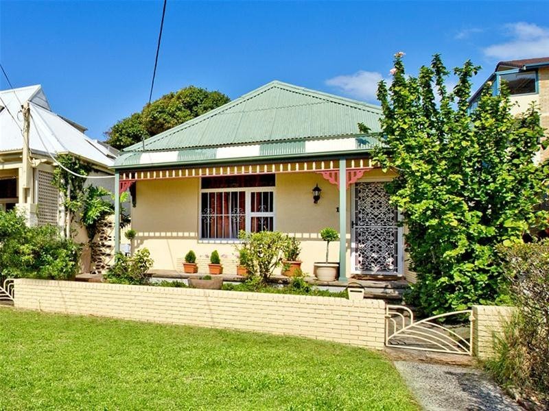 1 Andrews Avenue, Bondi NSW 2026