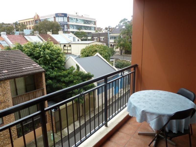 202/208 Chalmers Street, Surry Hills NSW 2010