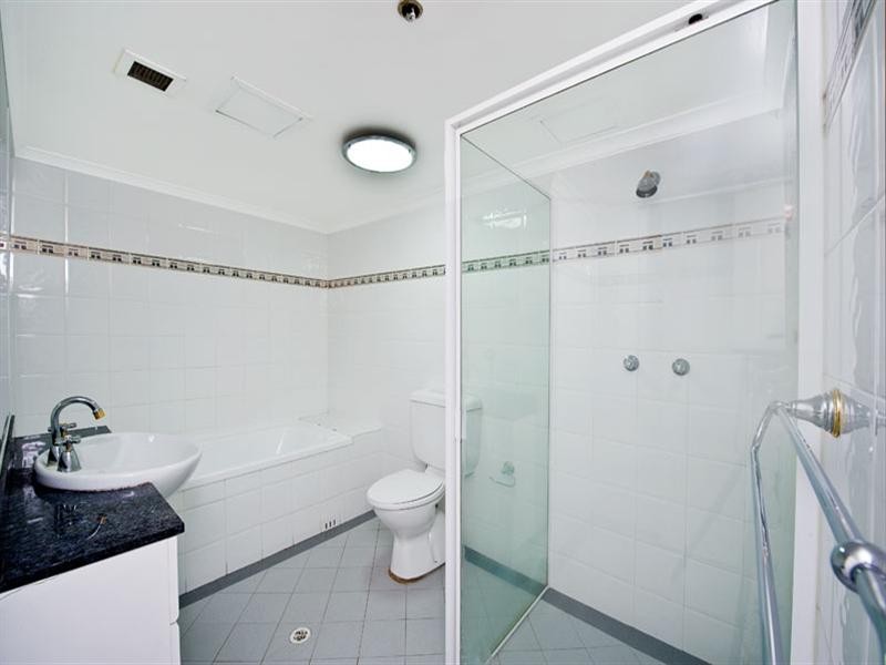 34/2a Hollywood Avenue, Bondi Junction NSW 2022