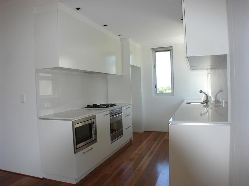 13/64 Penkivil Street, Bondi NSW 2026