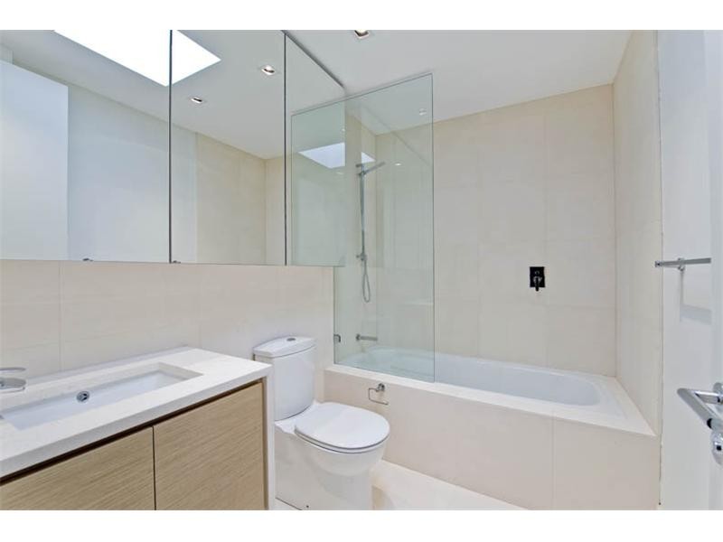 13/64 Penkivil Street, Bondi NSW 2026