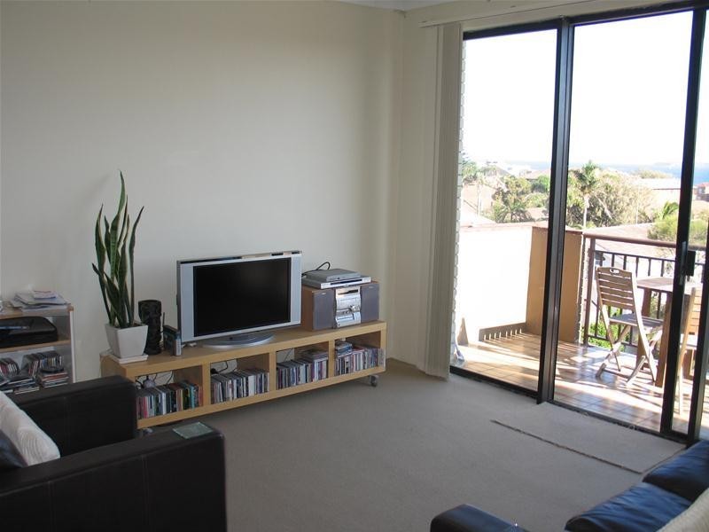 17/17 Wallis Parade, Bondi Beach NSW 2026