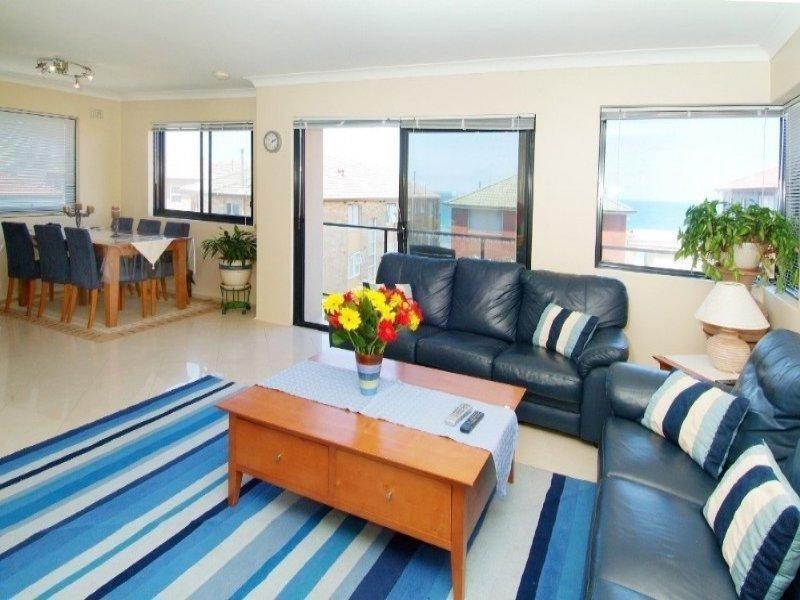 2/4 Severn Street, Maroubra NSW 2035