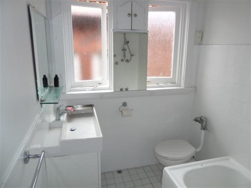 4/2 Santa Marina Avenue, Waverley NSW 2024