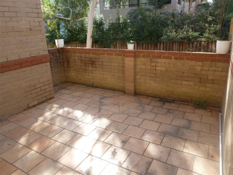 2/128 Curlewis Street, Bondi Beach NSW 2026