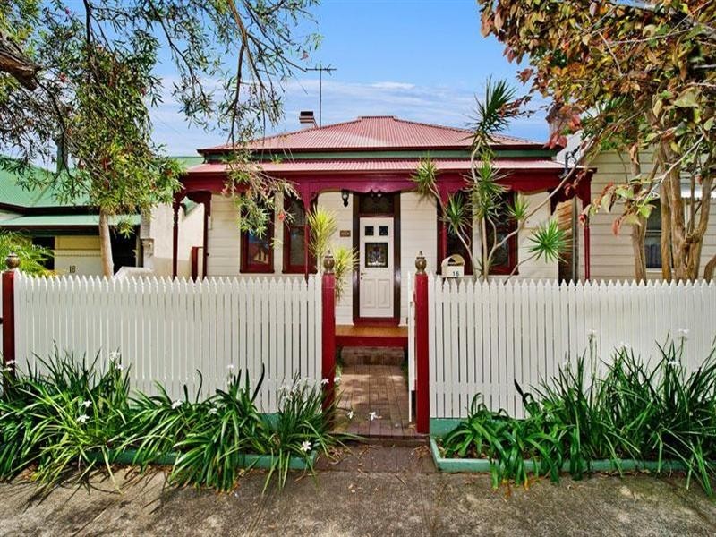 16 Johnson Street, Mascot NSW 2020