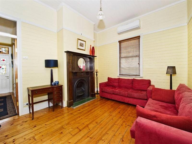 16 Johnson Street, Mascot NSW 2020