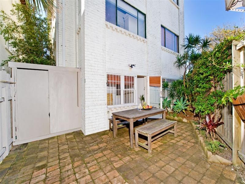 2/23 Blair Street, Bondi NSW 2026