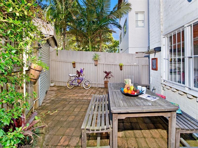2/23 Blair Street, Bondi NSW 2026