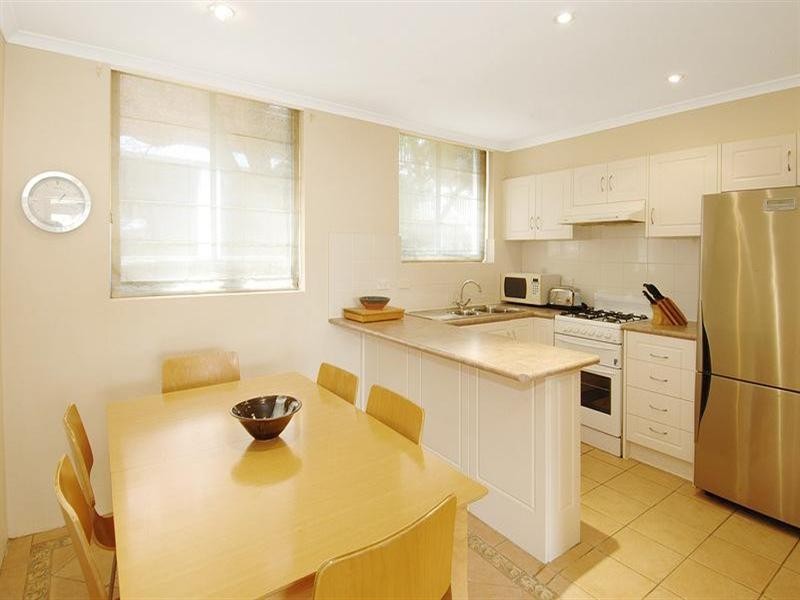 39/15 Wallis Parade, Bondi Beach NSW 2026