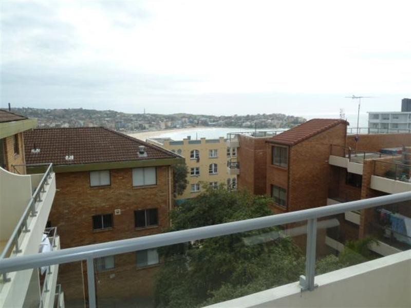 17/4 Francis Street, Bondi Beach NSW 2026
