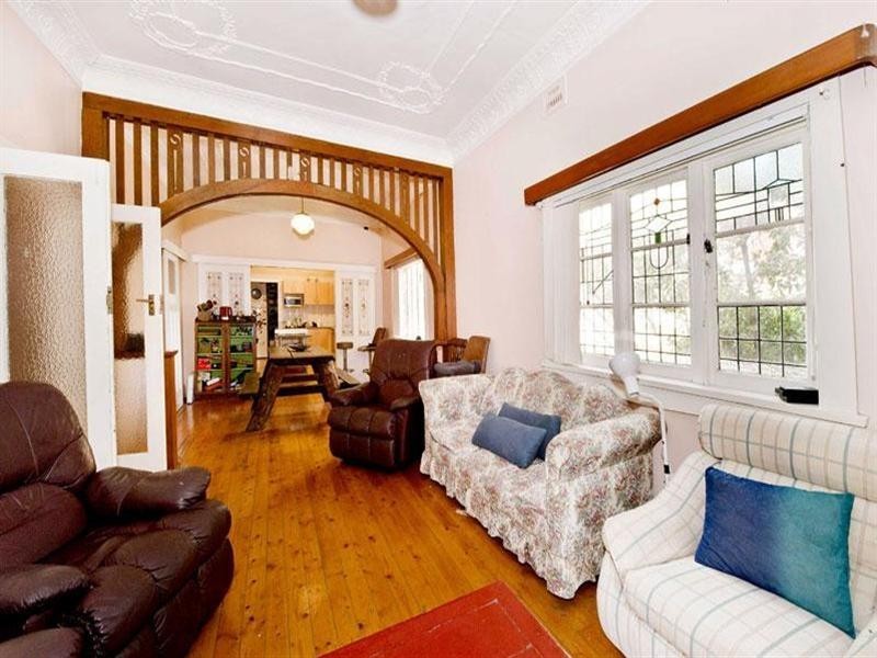 151 Coogee Bay Road, Coogee NSW 2034