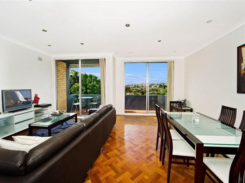 3/303 Old South Head Road (Entry via Simpson St), Bondi NSW 2026