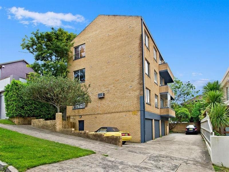 3/303 Old South Head Road (Entry via Simpson St), Bondi NSW 2026