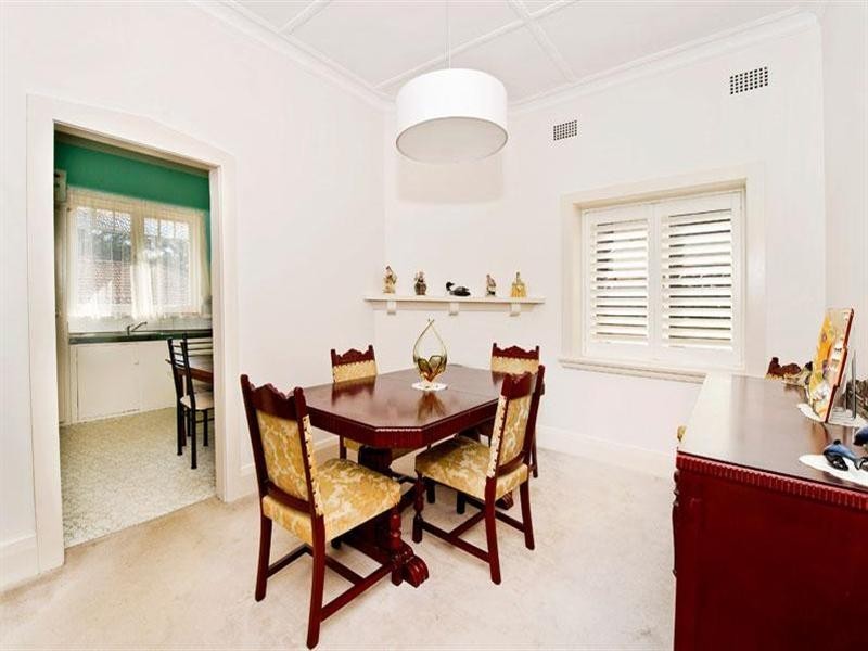 256 Birrell Street (corner of Goldie Avenue), Waverley NSW 2024