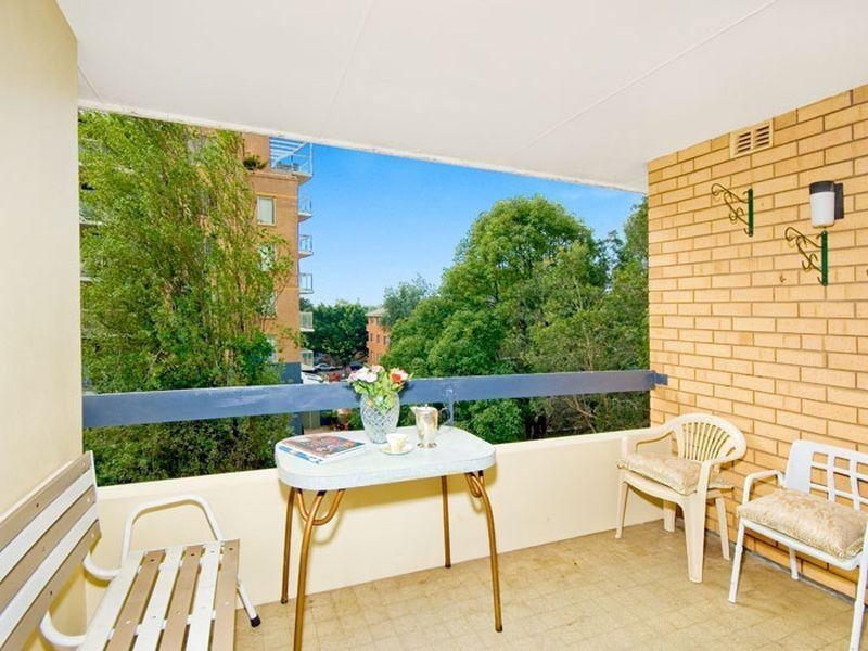12/56 Penkivil Street, Bondi NSW 2026