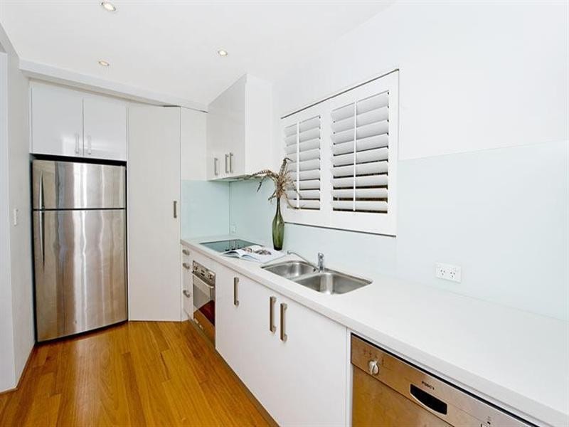 2/18 Brook Street, Coogee NSW 2034