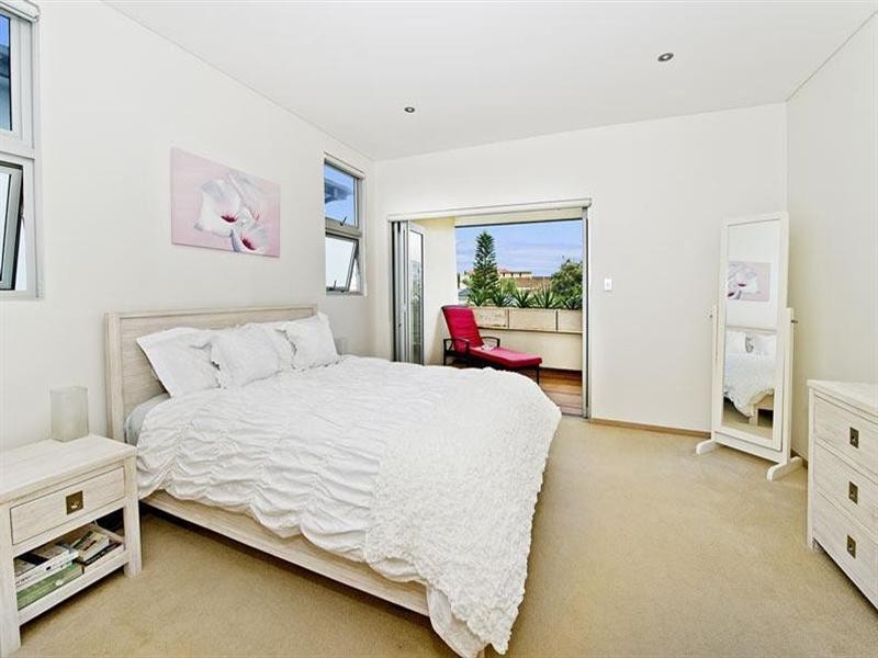 60 Brighton Boulevard, North Bondi NSW 2026