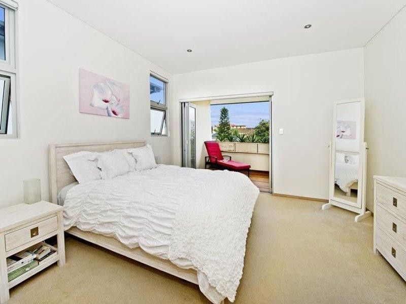 60 Brighton Boulevard, North Bondi NSW 2026