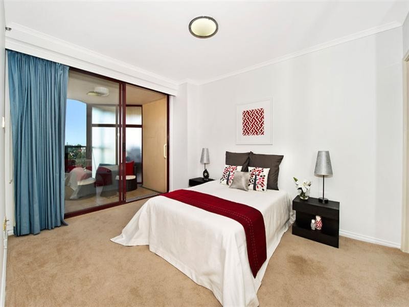 29/2a Hollywood Avenue, Bondi Junction NSW 2022